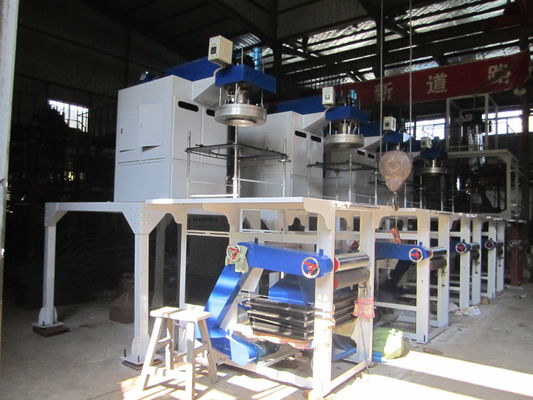 中国 自動 PP は doble 巻取り機のブロー形成装置が付いている吹く機械を撮影します サプライヤー