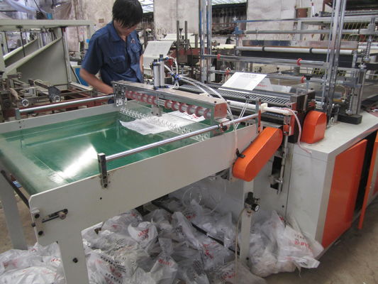 中国 セリウム ISO の機械を作る冷たい切断袋をヒート シールするコンピュータ サプライヤー
