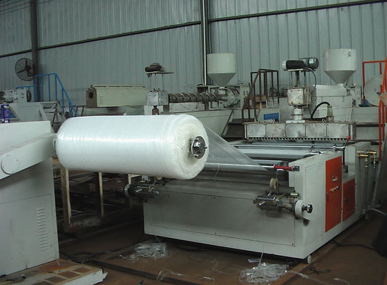 中国 2 つの層の薄板になる泡フィルム作成機械、LDPE のフィルムの吹く機械 サプライヤー