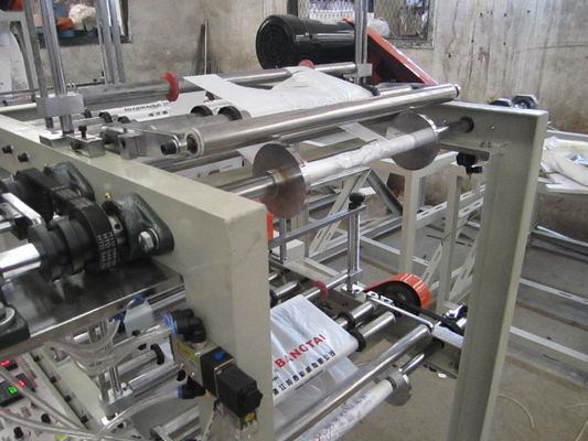 中国 coreless ローラーが付いている機械を作るロールの高速ベスト袋 サプライヤー
